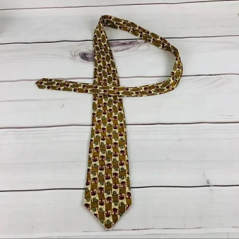 Lands' End 100% silk necktie.